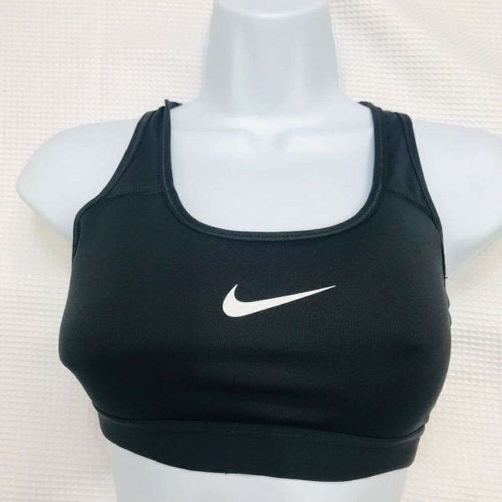 Nike black active sports bras with pads size XS....0434